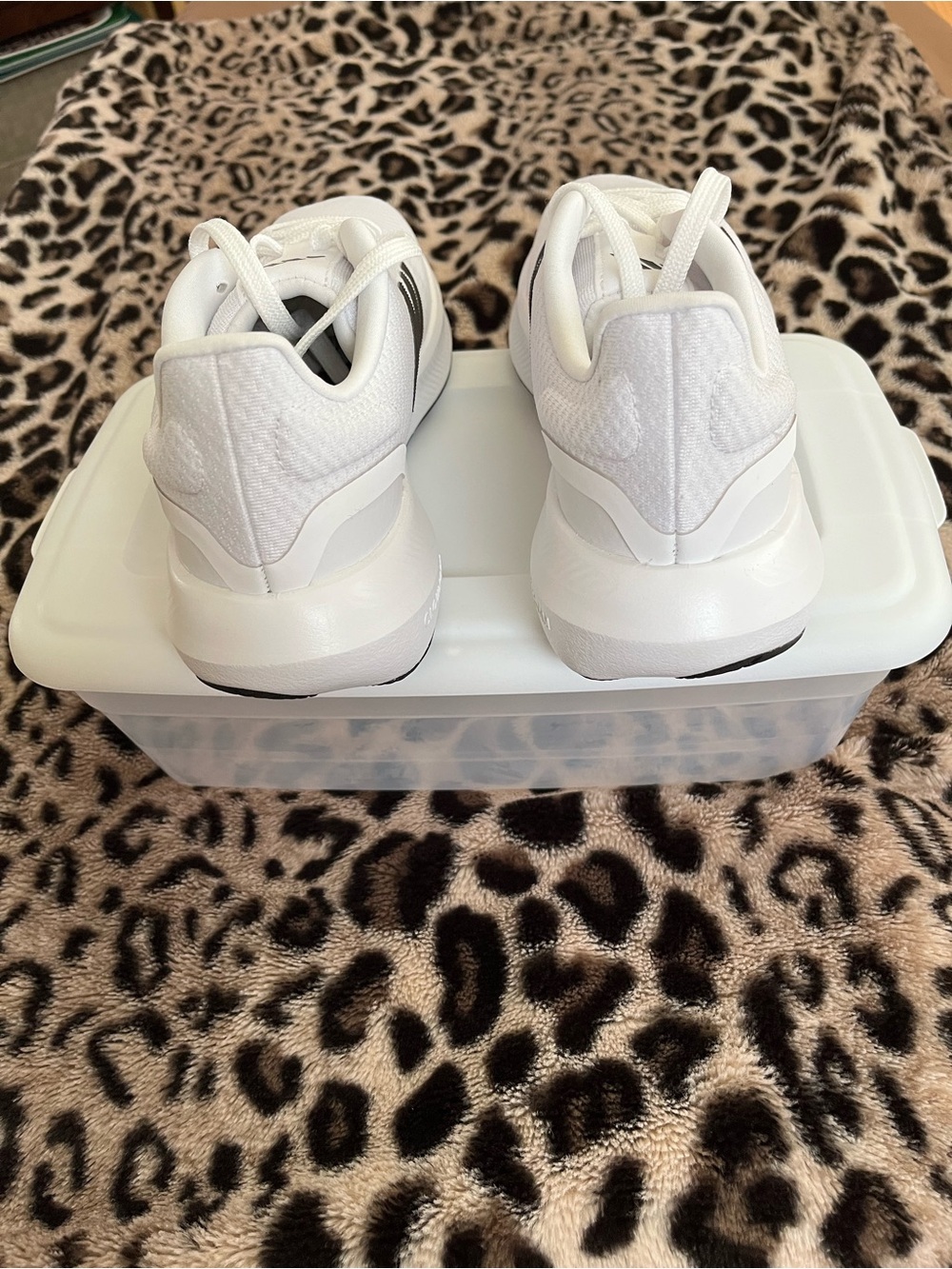New without box/tags. Women Adidas White Athletic Running Shoes with Black Strip - Picture 4 of 10